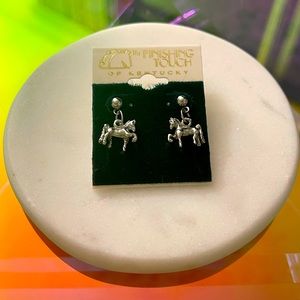 Equestrian Horse Dangle Earrings The Finishing Touch Of Kentucky NWOT